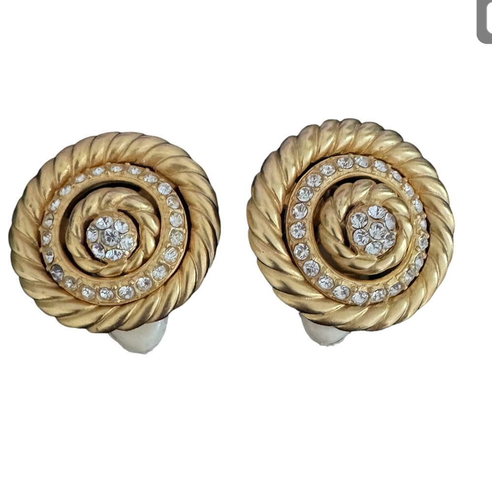 Vintage round gold tone earrings with faux diamonds.